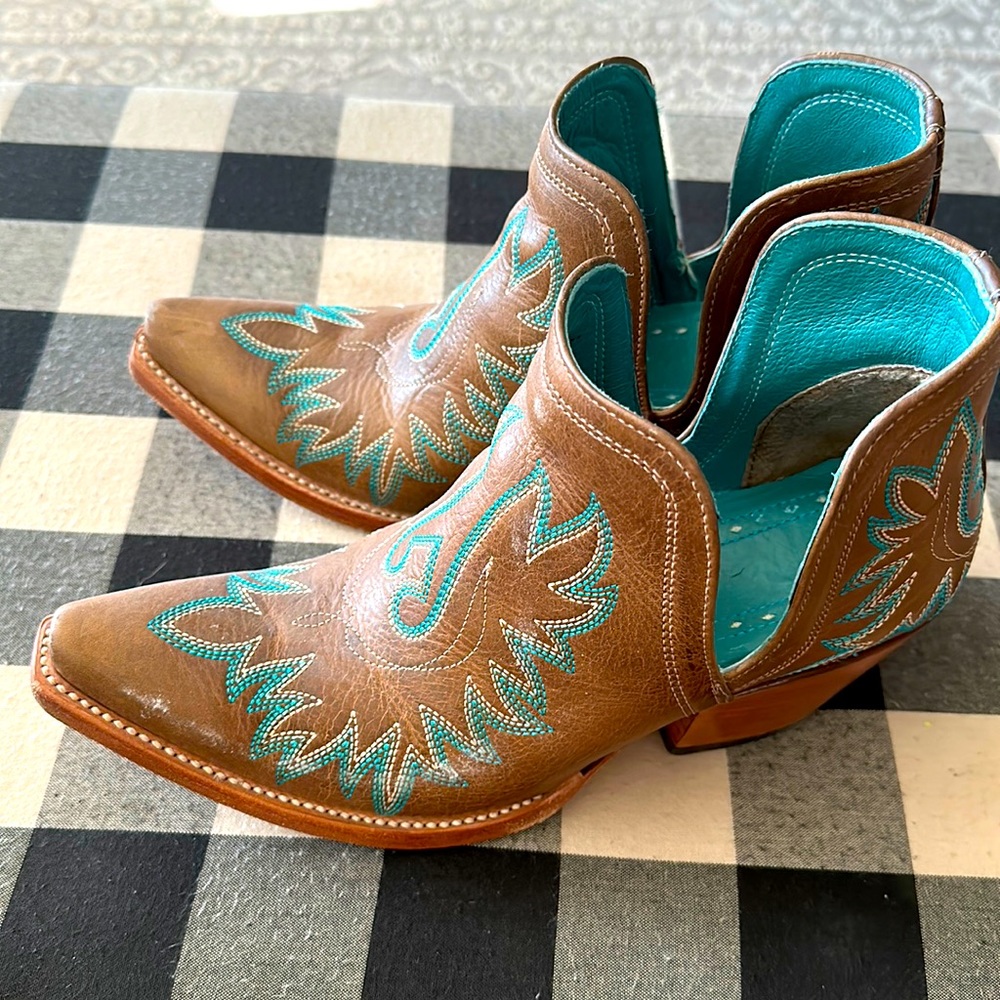 Ariat boots!